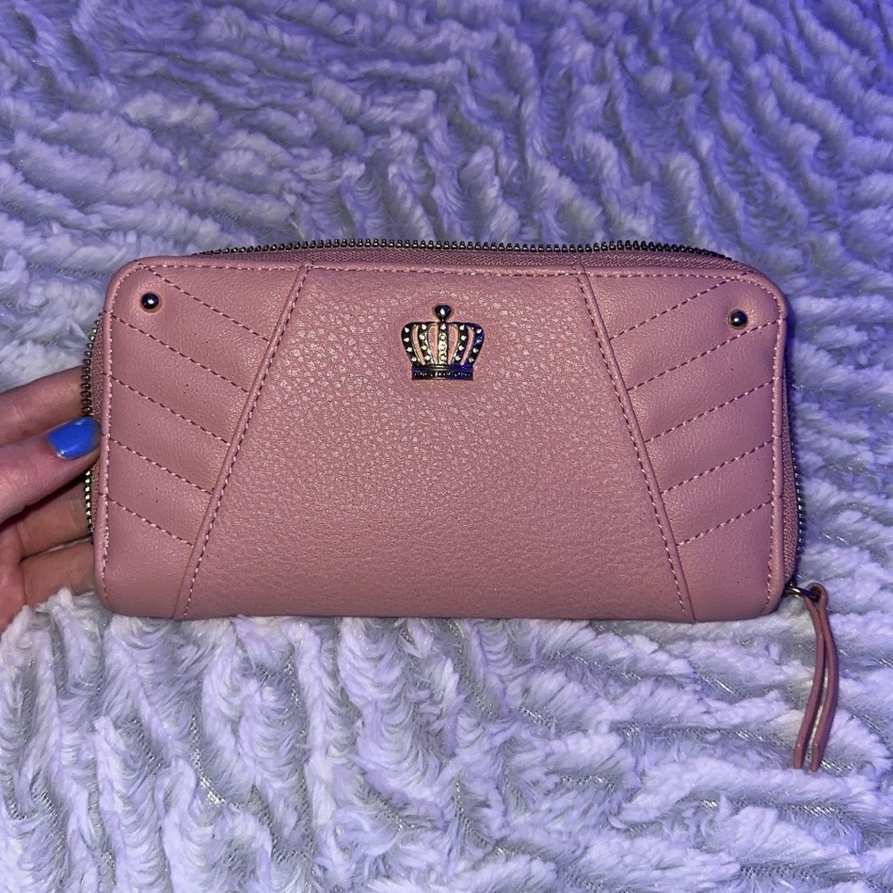 wallet - Picture 2 of 3